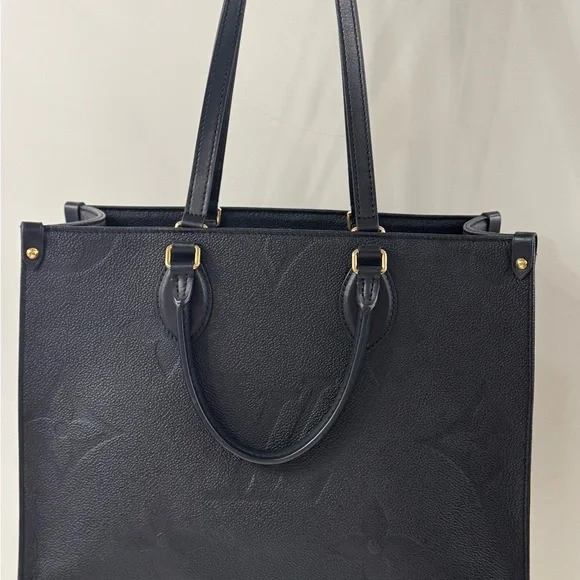 Louis Vuitton ON-THE-GO MM Black Leather Embossed Monogram - Picture 2 of 12